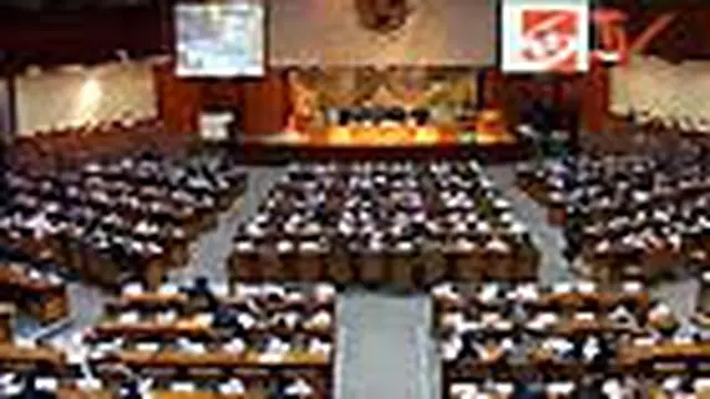 Sidang Paripurna DPR Diwarnai Hujan Interupsi