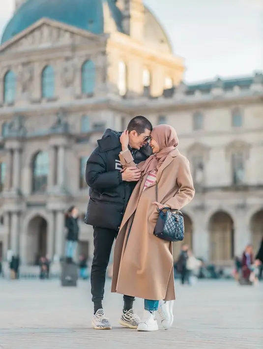 Zaskia Sungkar dan Irwansyah (Instagram/irwansyah_15)