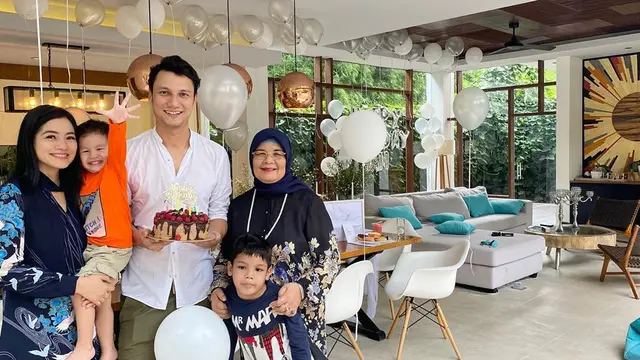 Momen perayaan ulang tahun Christian Sugiono yang Ke-39