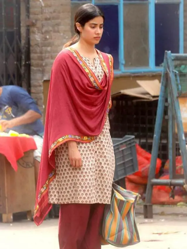 [Bintang] Janhvi Kapoor