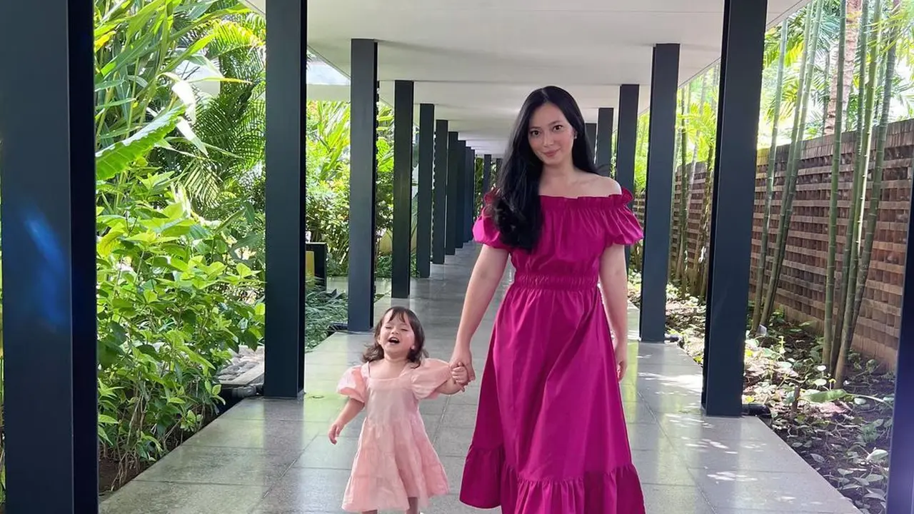 Asmirandah Berbagi Cara Menenangkan Anak saat Menangis