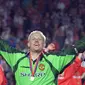 Peter Schmeichel diboyong MU dari Brondby dengan harga hanya 750 ribu poundsterling. Dirinya sukses membela Setan Merah sebanyak 292 kali. (AFP/Eric Cabanis)