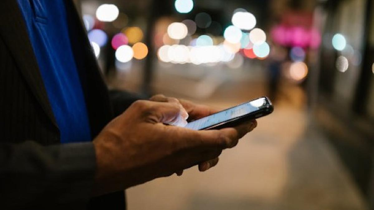 Tips Menjaga Hubungan LDR agar Tetap Hangat dan Menyenangkan