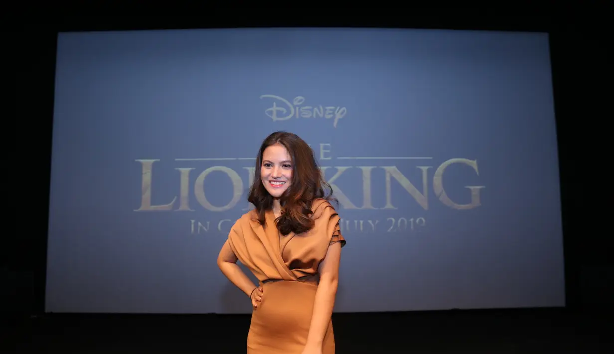 Pemilik nama lengkap Marsha Elizabeth Aruan terkenal sebagai seleb yang sudah banyak bintangi film.Total ada 8 film yang sudah dibintangi. Terakhir, Marsha memerankan Jessica di film Dreadout. Kecintaannya akan dunia film, membuat Marsha hadir di gala premier Lion King (KapanLagi.com/Daniel Kampua)