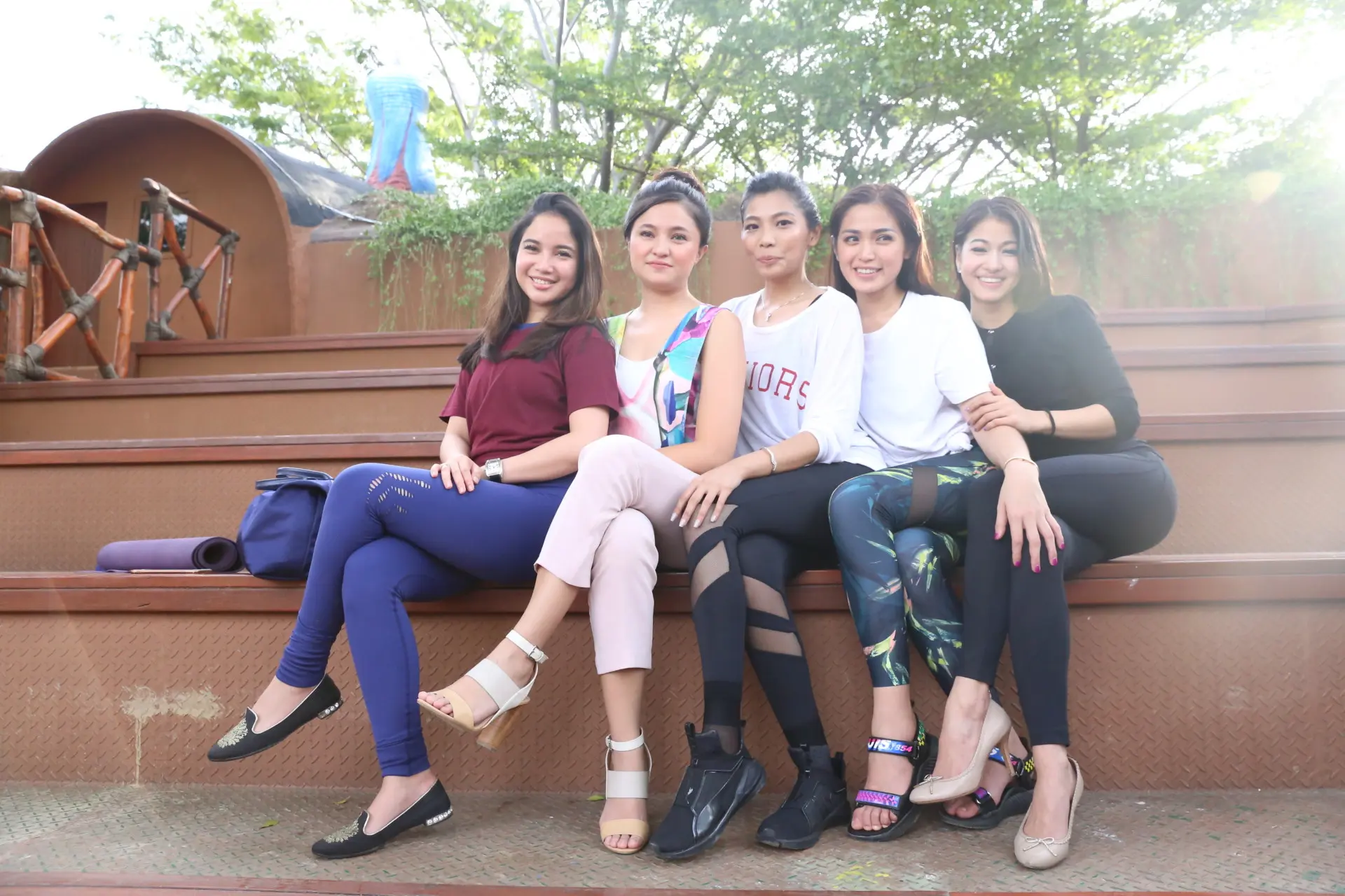 Girls Squad, bukan nama sebuah Girl Band ataupun grup musik melainkan sekumpulan selebriti dan sosialita. Mereka adalah Jessica Iskandar, Marshanda, Chacha Frederica, Nia Ramadhani, Dr. Irene, Karenina Sunny, dan lainnya. (Adrian Putra/Bintang.com)