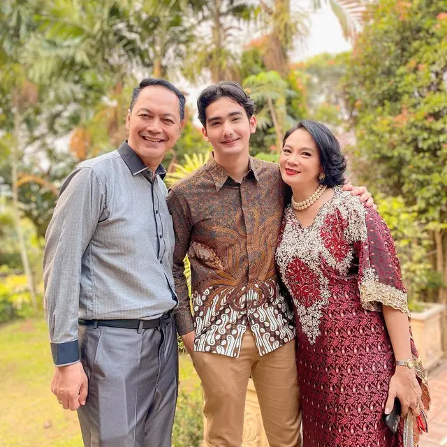Cast Buku Harian Seorang Istri