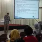 Wakil Redpel Liputan6.com Marco Tampubolon menjadi pembicara dalam EGTC 2017 di Yogyakarta, Sabtu 30 Oktober 2017