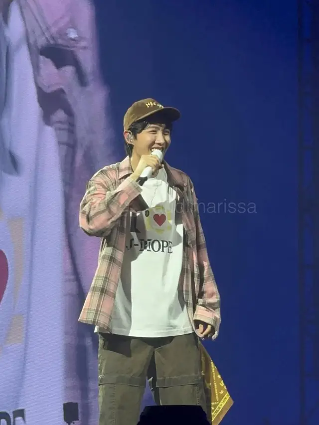 Audi Marissa hadiri konser J-Hope di Seoul. (credit:instagram.com/audimarissa)