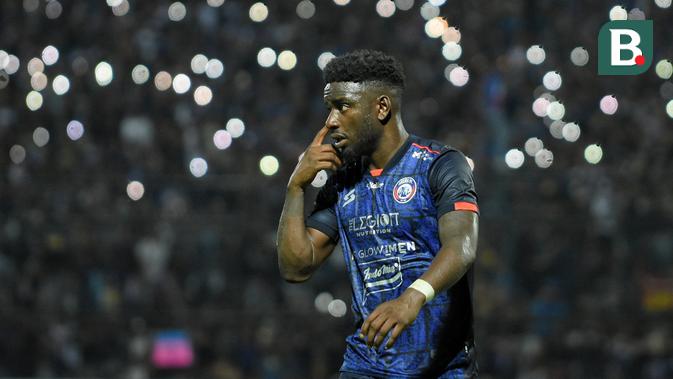 kesaksian striker asing arema fc pada tragedi kanjuruhan, lihat 7-8 orang tewas di ruang ganti