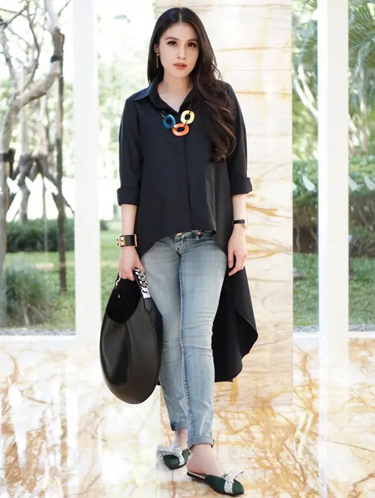 (Instagram/sandradewi88)