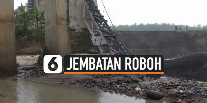 VIDEO: Jembatan Kereta Api di Brebes Roboh Diterjang Banjir Bandang