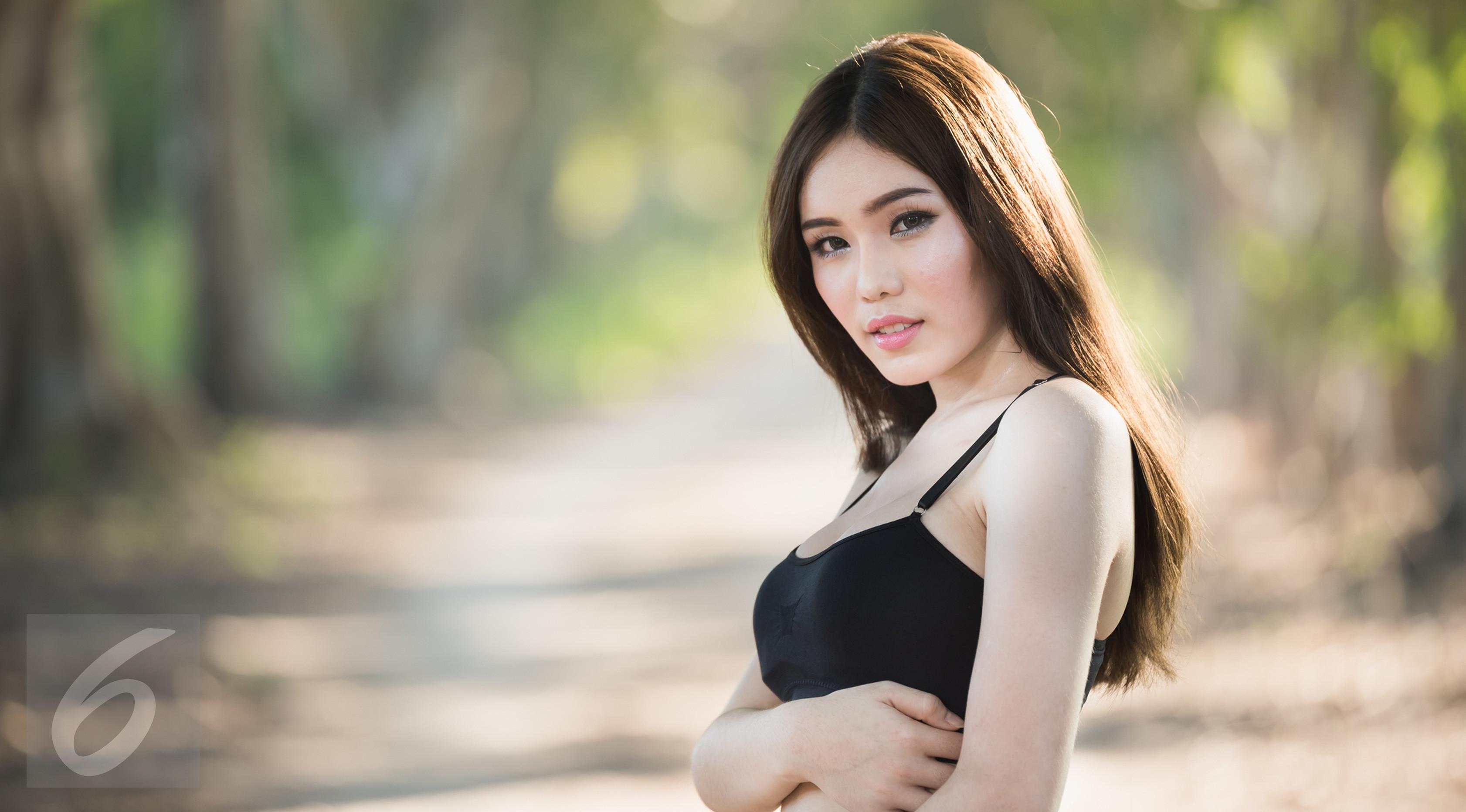 9 Keunikan Yang Dihadapi Oleh Wanita Dengan Payudara Besar Fashion Beauty Liputan6 Com