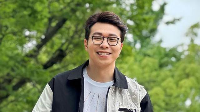 7 Transformasi Dokter Richard Lee dari Remaja Hingga Kini Tenar, Curi Perhatian