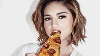 Bagaimana cara memotong pizza? Dengan membaginya menjadi 4 adalah terlalu umum. Untuk membagi menjadi 20 potong anda perlu perhitungan matematika seperti dibawah ini.