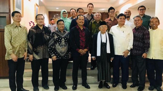 KH Ma'ruf Amin bertemu sejumlah perwakilan masyarakat Indonesia di Gedung KBRI Singapura, Chatsworth Road, Singapura (istimewa)