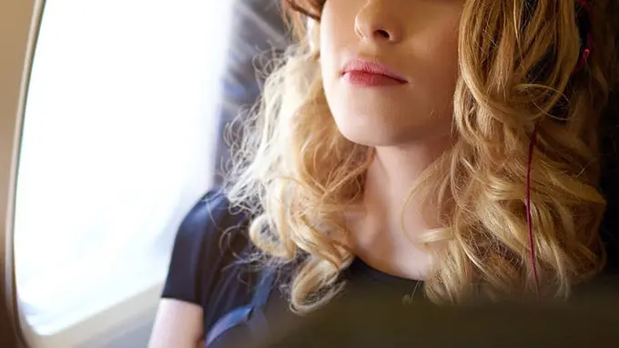 [Bintang] Ilustrasi Naik Pesawat