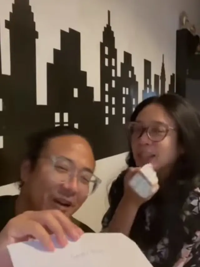 6 Momen Dea Ananda Umumkan Jenis Kelamin Buah Hati Ini Bikin Haru