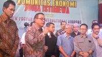 Dirut PT AP I Faik Fahmi menceritakan keluh kesahnya naik pesawat dari Jakarta ke Yogyakarta