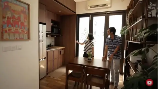 Menengok Rumah Mungil di Gang Sempit, Bagian Dalamnya Bikin Takjub