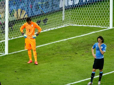 Uruguay harus menelan pil pahit di babak penyisihan Piala Dunia 2014 Grup D di Estadio Castelo, Fortaleza, Brasil, (15/6/2014). (REUTERS/Mike Blake)
