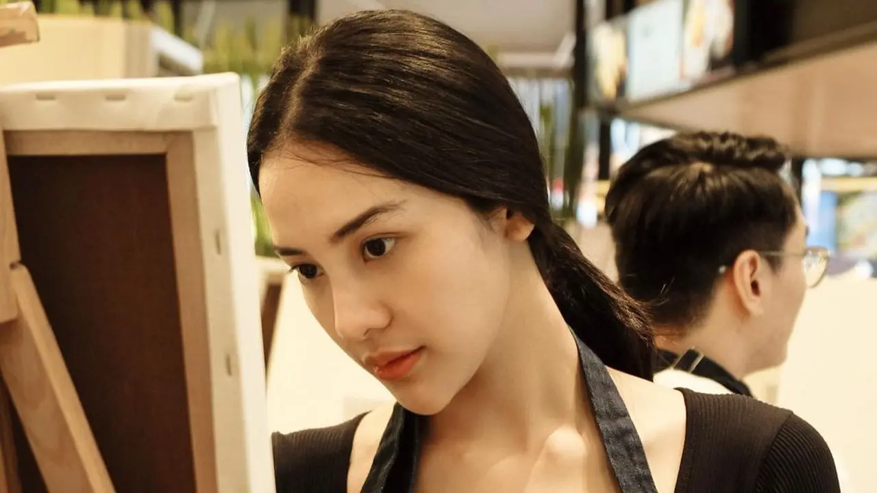 Anya Geraldine