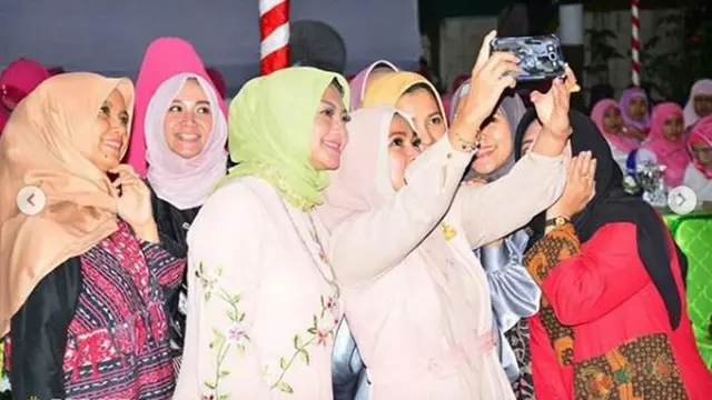 [Bintang] Bella Saphira