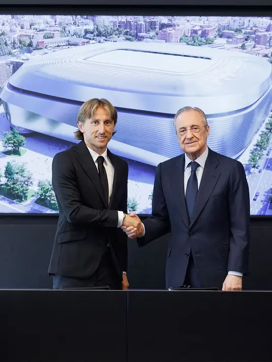 Melalui situs resminya, Real Madrid mengumumkan keputusan Modric bertahan di Bernabeu.  (FOTO: instagram.com/realmadrid/)