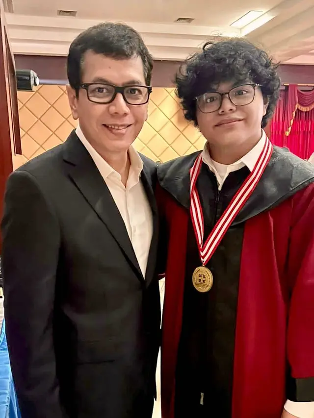 Sultan Saladyne Putra Wishnutama Wisuda SMA (foto: Instagram wishnutama)
