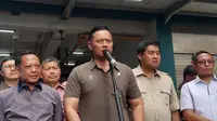 Menteri Koordinator Bidang Infrastruktur dan Pembangunan Kewilayahan Agus Harimurti Yudhoyono (AHY) di Rusun Rawa Buaya, Jakarta Barat, Sabtu (30/11/2024).