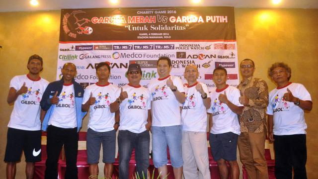 Tim Garuda Merah vs Garuda Putih