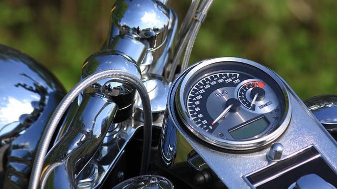 6 Penyebab Indikator Bensin Motor Tidak Berfungsi - Vimarsana News