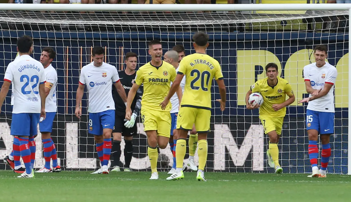 Begitu pula dengan tim tuan rumah Villarreal. Tiga golnya dicetak oleh tiga pemain berbeda, yaitu Juan Foyth (26’), Alexander Sorloth (40’), dan Alex Baena (50’). (AP Photo/Alberto Saiz)