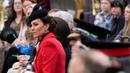 Kate Middleton, Putri Wales dari Inggris duduk di parade Hari St David dengan anggota Batalyon 1, The Welsh Guards di Windsor, Inggris, Rabu, 1 Maret 2023. (AP Photo/Alastair Grant, Pool)