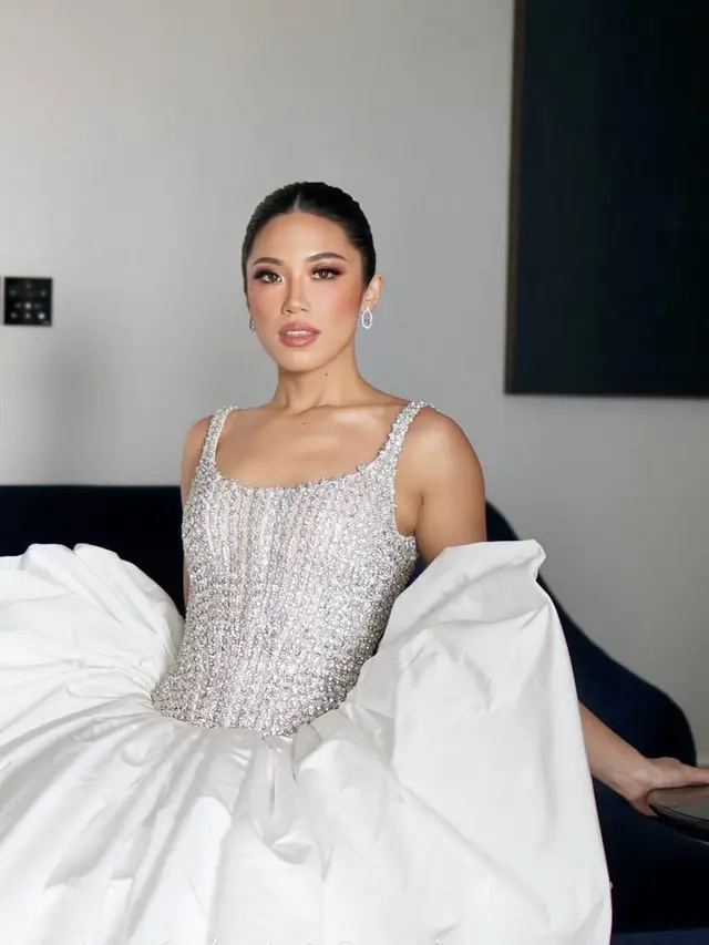 Resepsi pernikahan anak Hotman Paris.