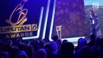 Penyanyi Virzha tampil dalam ajang Liputan6 Awards 2019 di Jakarta, Sabtu (25/5/2019). Liputan6 Awards 2019 bertajuk “Untukmu Indonesia tersebut merupakan program bakti kepada Indonesia sebagai bentuk kontribusi untuk bangsa terkait perdamaian. (Liputan6.com/Immanuel Antonius)