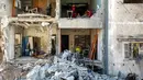 Israel kembali menghancurkan salah satu menara di kota Gaza lewat serangan udaranya pada Minggu 14 September 2025 malam waktu setempat. (Omar AL-QATTAA/AFP)