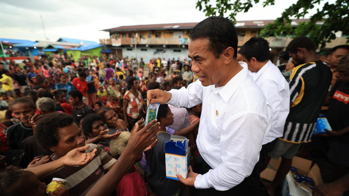 Potensi Kaum Milenial Besar, Mentan Amran Dorong Kelembagaan Petani Milenial di Merauke Diperkuat Berita Viral Hari Ini Rabu 23 Oktober 2024