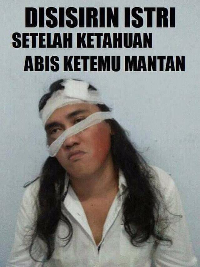 Potret Lucu Cowok Berambut Gondrong Saat Disisir Ini Bikin Ketawa Geli