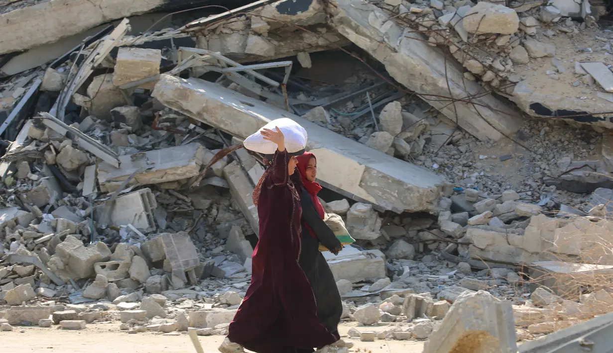 Situasi dan kondisi kemanusiaan di Gaza semakin memprihatinkan, dengan kekurangan pangan dan medis yang parah serta lebih dari 300 orang meninggal karena kelaparan. (Eyad BABA/AFP)