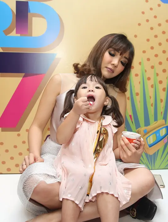 Seperti diketahui, melalui akun Instagram pribadinya, Gisella Anastasia kerap membagikan foto-foto Gempi yang imut dan mengemaskan. (Bambang E. Ros/Bintang.com)