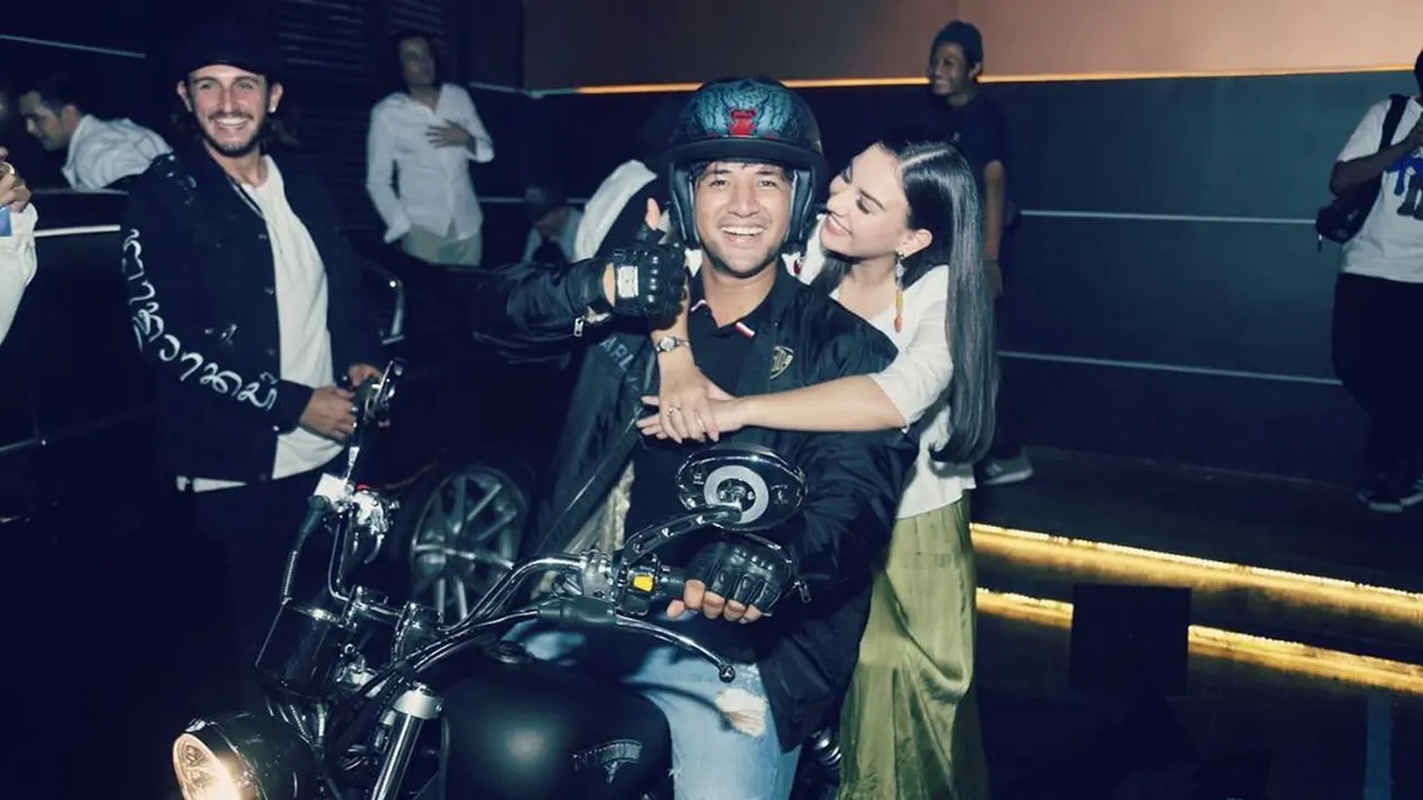 Ammar Zoni dan Irish Bella