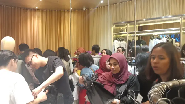 Sensasi Pengalaman Belanja Online to Offline Tak Terbatas di Store Pertama Bobobobo