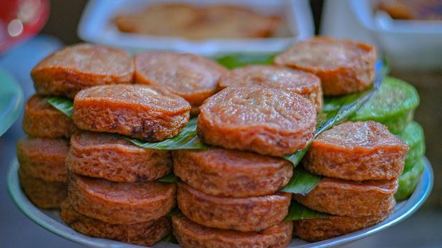 Sajian kue bingka mini