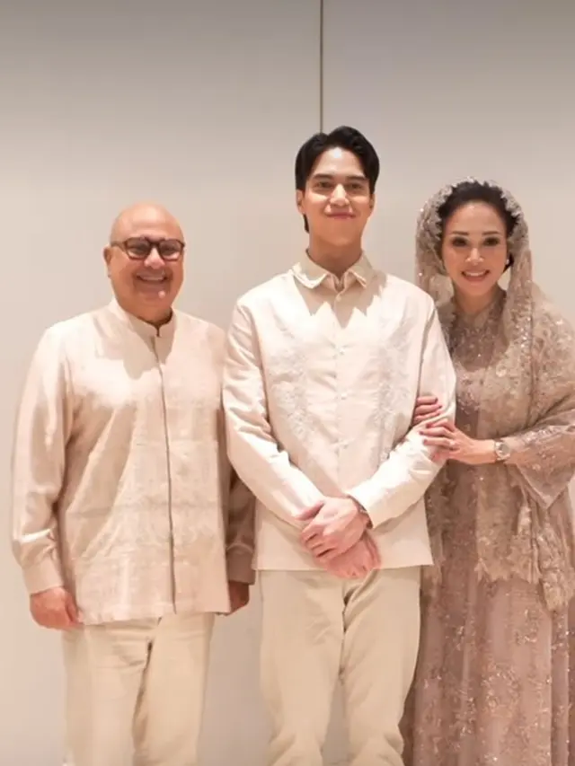 Maia Estianty Sebelum dan Sesudah Make Up di Pengajian dan Siraman El Rumi (Foto: Instagram @maiaestiantyreal)