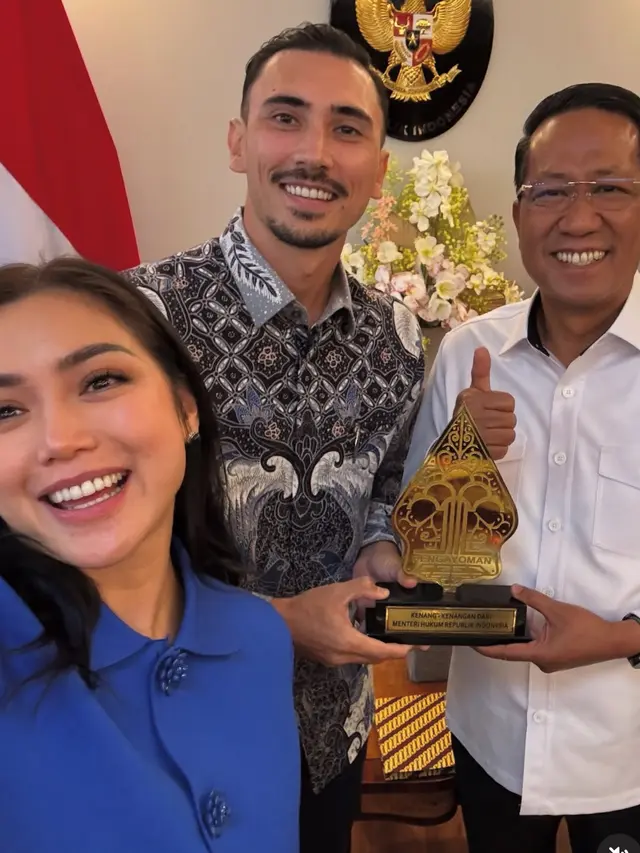 Jessica Iskandar Tentang Tas Hermes saat Dampingi Suami Ganti Kewarganegaraan. [@inijedar]