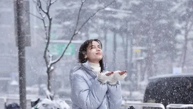 Potret Sabrina Chairunnisa Kala Berlibur di Korea (credit: instagram/sabrinachairunnisa_)