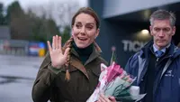 Potret Kate Middleton Tampil Beda bak Anak Sekolah dengan Rambut Dikepang