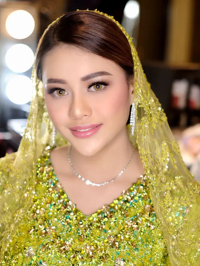 8 Potret Detail Penampilan Aurel Hermansyah dari Lamaran Hingga Henna Night, Menawan