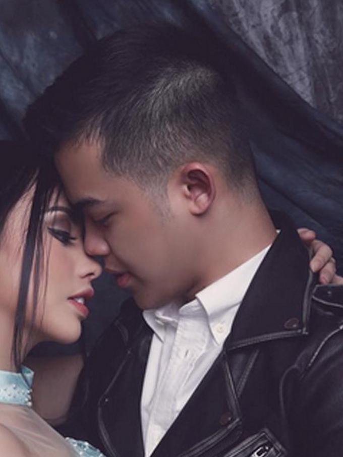 Pamer Foto Prewed, Kezia Karamoy Kangkangi Calon Suami