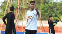 Bek sayap PSIS Semarang, Frendi Saputra. (Bola.com/Vincentius Atmaja)